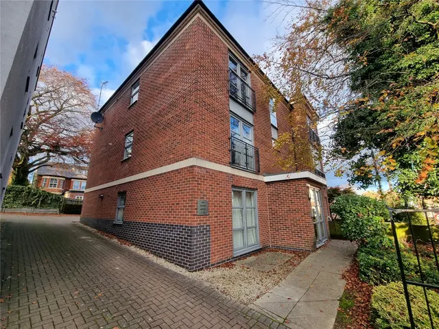 Second Avenue, Nottingham, NG7, photo 1