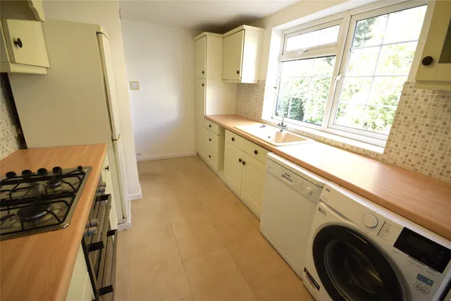 Photo 3 — Caverleigh Way, Worcester Park, KT4 8DH