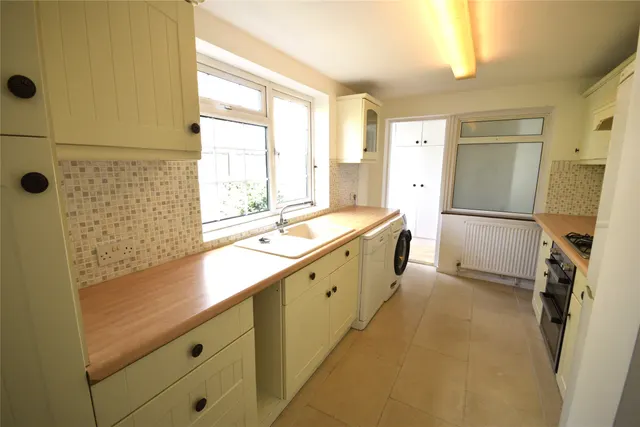 Photo 2 — Caverleigh Way, Worcester Park, KT4 8DH
