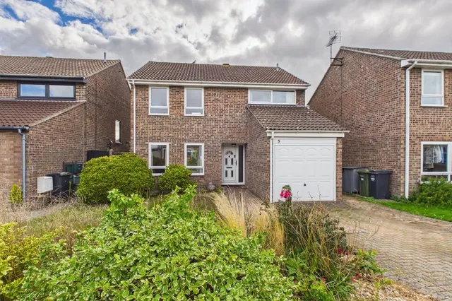 Ridge Close, Portishead, BS20, photo 1