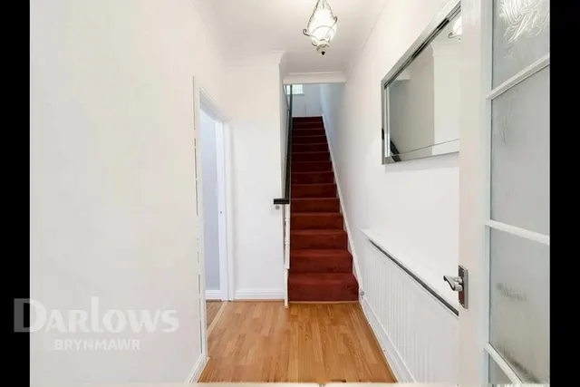 Cyril Place, Abertillery, photo 2