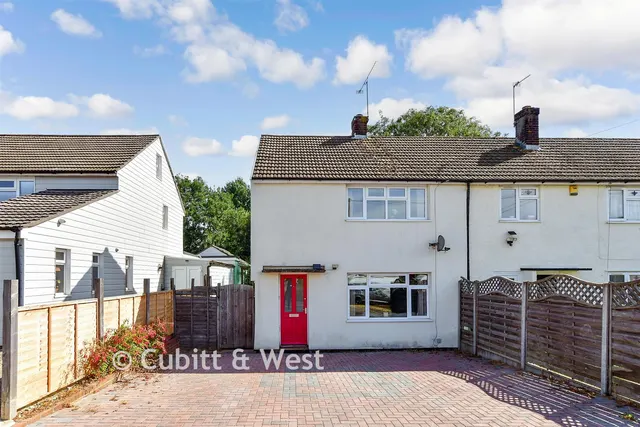 Priorsdean Crescent, Havant, PO9, photo 1