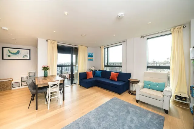 Photo 2 — Gladstone Terrace, Nine Elms