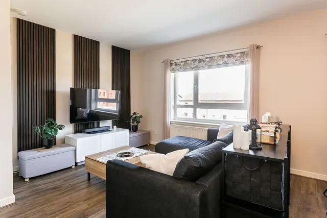 New Mart Place, Edinburgh, EH14, photo 3