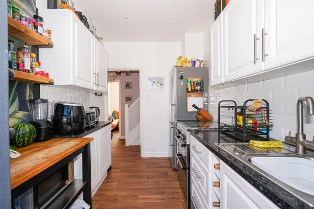 Oakfield Road, Hastings, photo 3