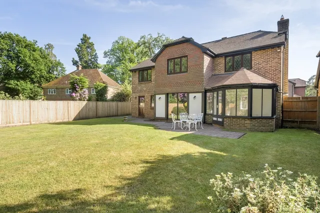 Photo 3 — Oakdene, Sunningdale SL5