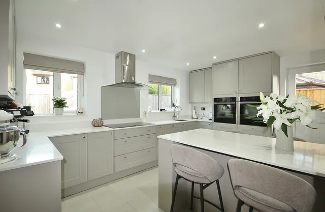 Sherbourne Road, Witney, photo 3