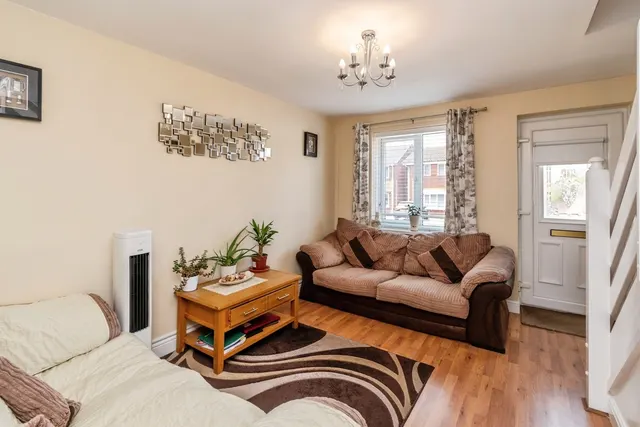Cheyney Close, Wolverhampton, WV6, photo 2