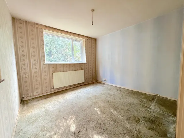Hannah Road, Bilston, WV14, photo 3