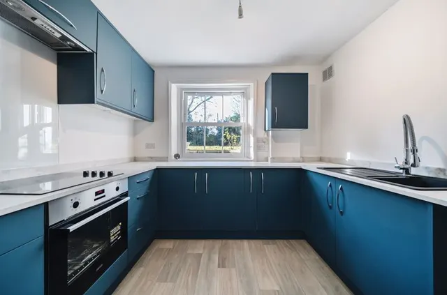 Photo 3 — Southend Crescent, Flat 1 18 Southend Crescent London London, London, Greater London, SE92SB