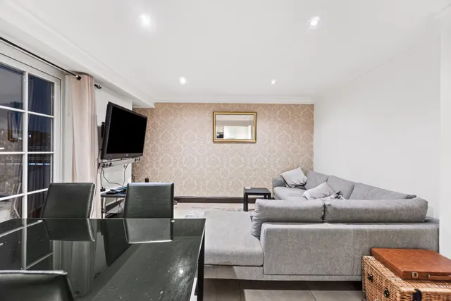 Photo 3 — Waterdale Manor House, Marylebone