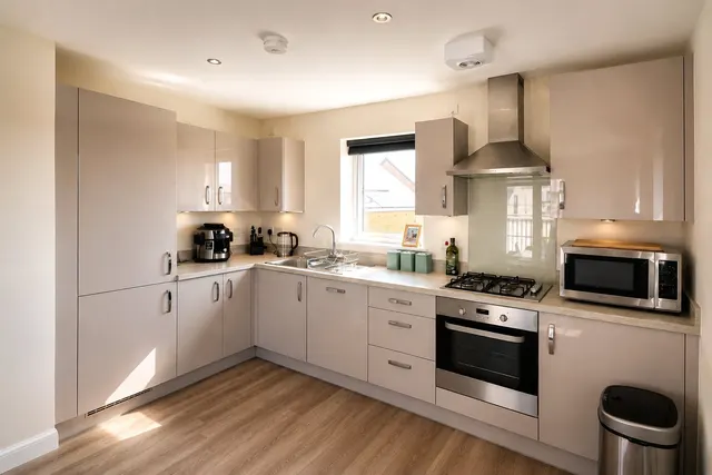 Photo 3 — Cater Drive, Yate, Bristol, Gloucestershire, BS37