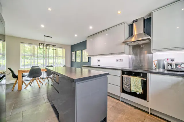 Photo 2 — Sheepwash Court, Basingstoke, RG24
