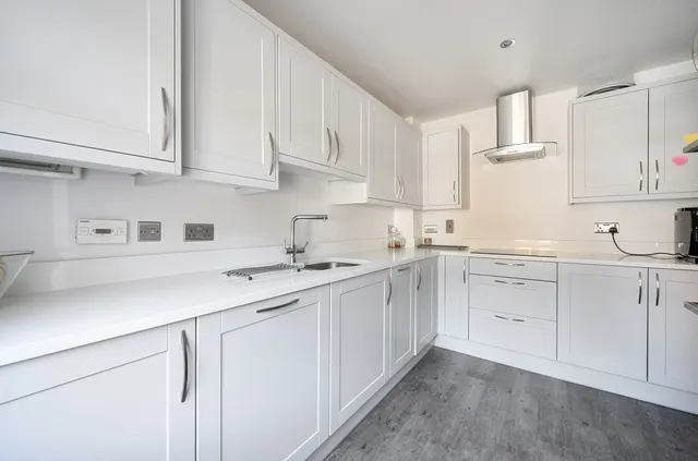 Photo 3 — Poperinghe Way, Arborfield, Reading, Berkshire, RG2 9LW