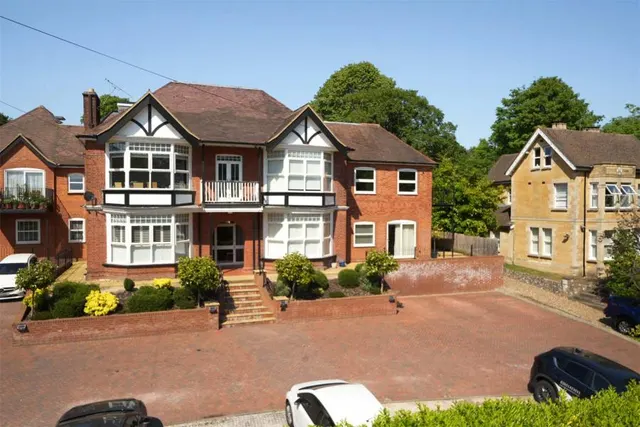 Rectory Avenue, High Wycombe, HP13, photo 1