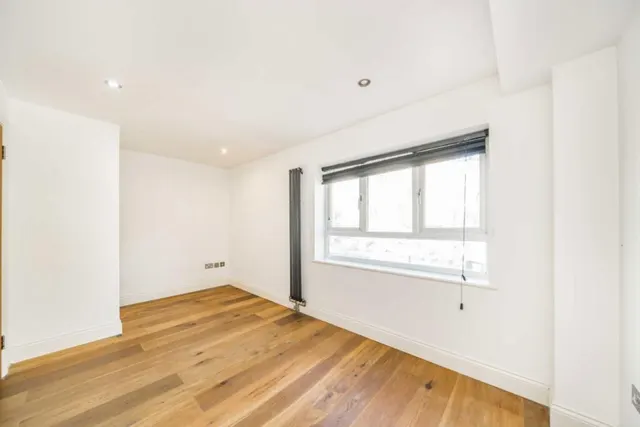 London, NW1, photo 2