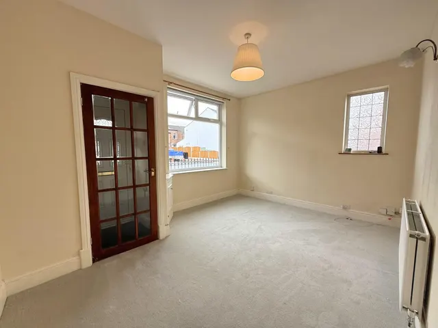 Albion Street, Sale, photo 3