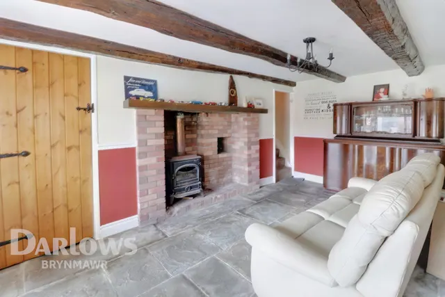 Cwm Farm Road, Six Bells, photo 2
