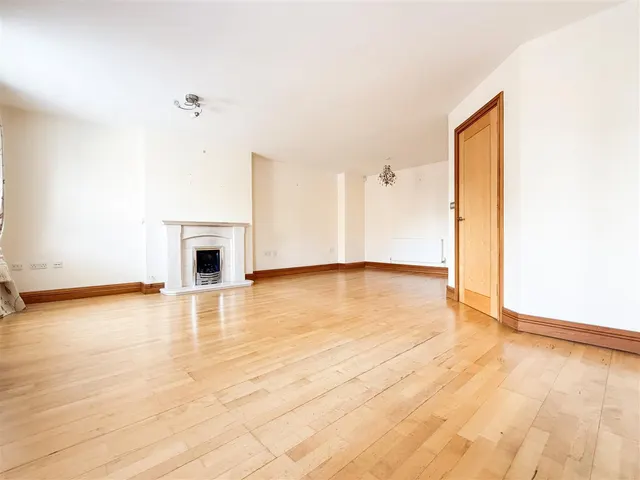 Photo 2 — Belvedere, Eastbourne, BN23 5NJ