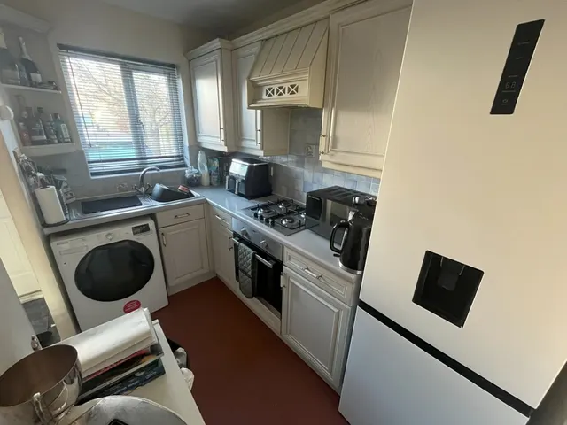 Hayside Avenue, NG24, photo 3