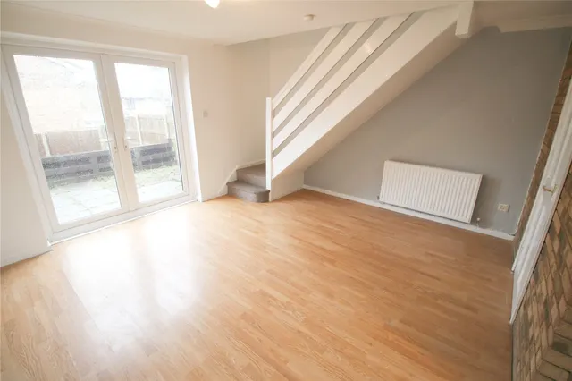 Photo 3 — Chaucer Close, Blacon, Chester, Cheshire, CH1 5XB