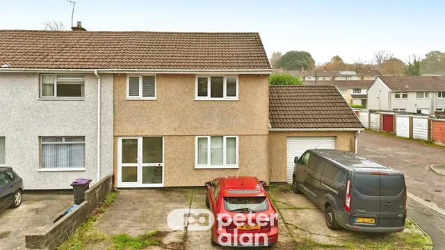 Pencoed Place, Cwmbran, NP44, photo 1