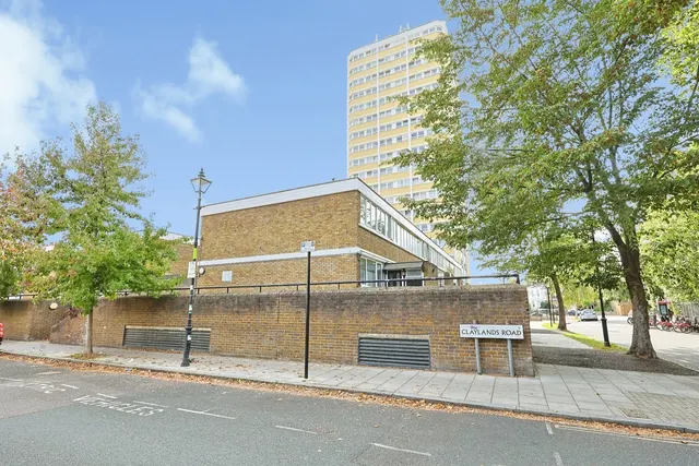 Meadow Road, London, SW8, photo 3
