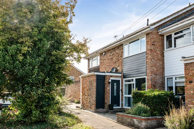 Beauchamp Gardens, Mill End, WD3, photo 1