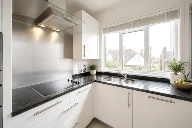 Daleham Gardens, London, NW3, photo 3