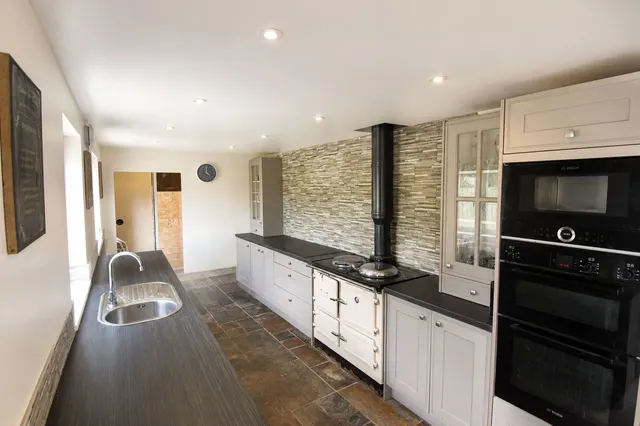 Larch Road, Kingswinford, DY6, photo 2