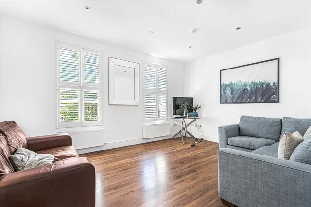 Disraeli Road, London, SW15, photo 2