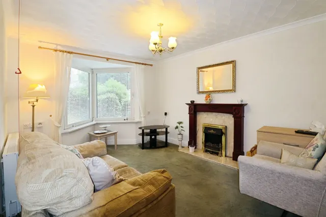 Stanwell Road, Penarth, CF64, photo 2