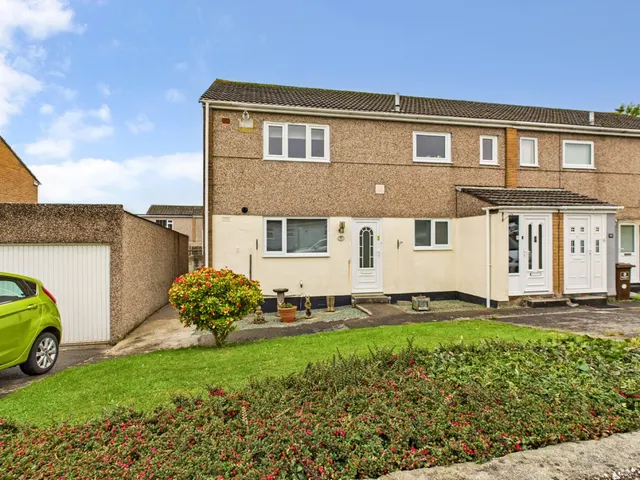 Burwell Close, Thornbury, PL6, photo 2