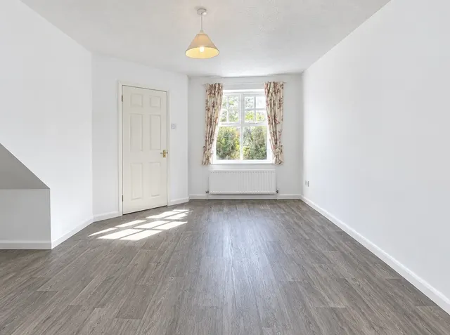 Douglas Place, Oldbrook, MK6, photo 2
