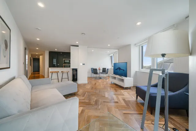 Eagle Point, City Road, London EC1V, photo 1
