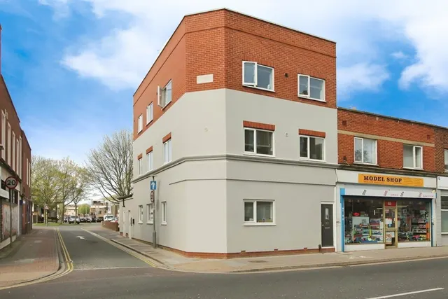 Kingston Road, Portsmouth, photo 1