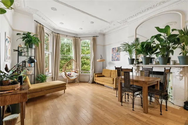 Stanley Road, Teddington, TW11, photo 2