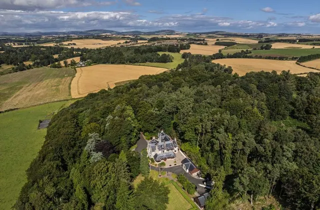 Photo 3 — Legatesden House, Pitcaple, Inverurie, Aberdeenshire, AB51 5DT