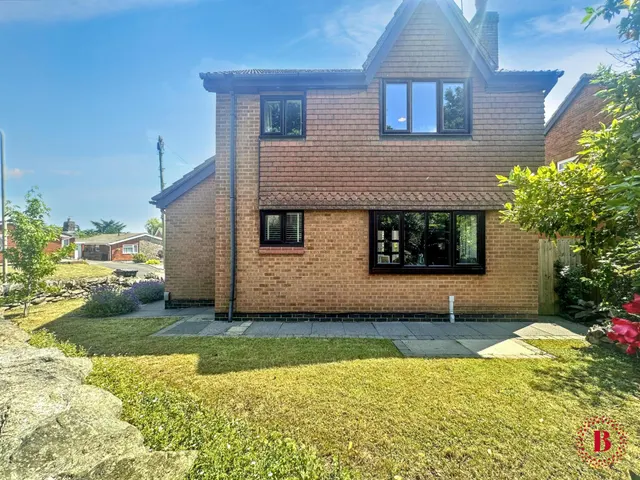 Photo 3 — Dennis Street, Hugglescote, Coalville - Leicestershire, LE67