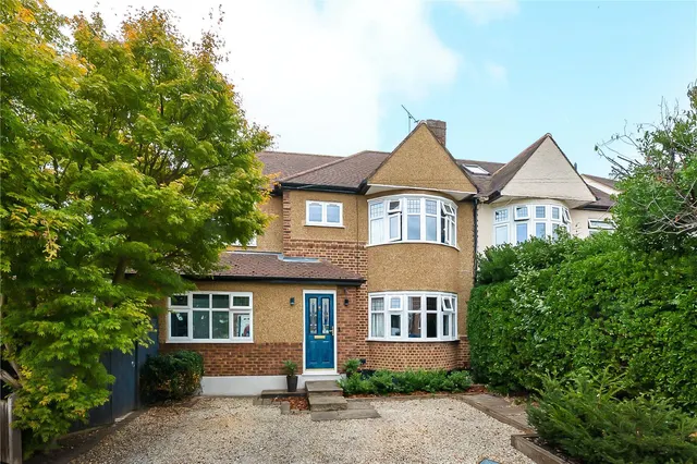 St. Vincent Road, Twickenham, TW2, photo 1