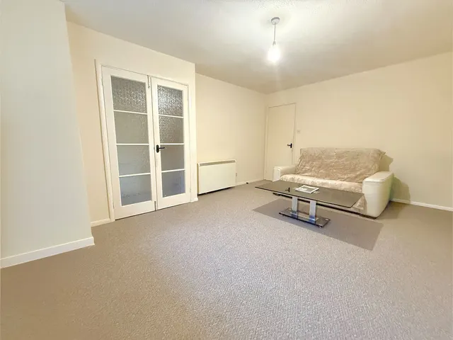 Photo 3 — Challacombe Furzton, Milton Keynes MK4 1DP