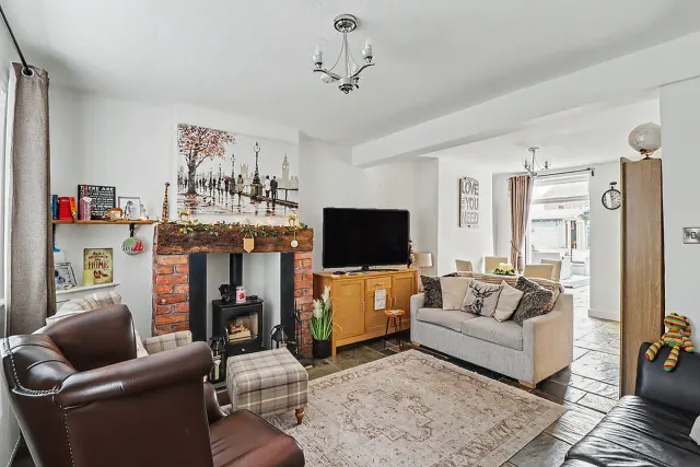 Dierden Street, Winsford, photo 2