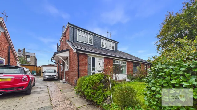 Lyndon Close, Tottington, BL8, photo 1