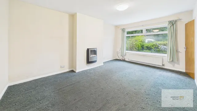 Lyndon Close, Tottington, BL8, photo 2