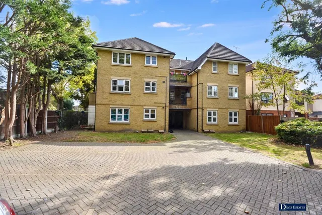 London Road, Romford, RM7, photo 1