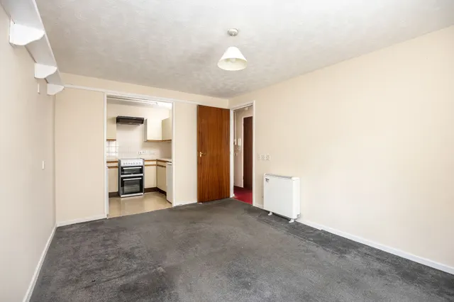 Church Road, Haywards Heath, RH16, photo 2