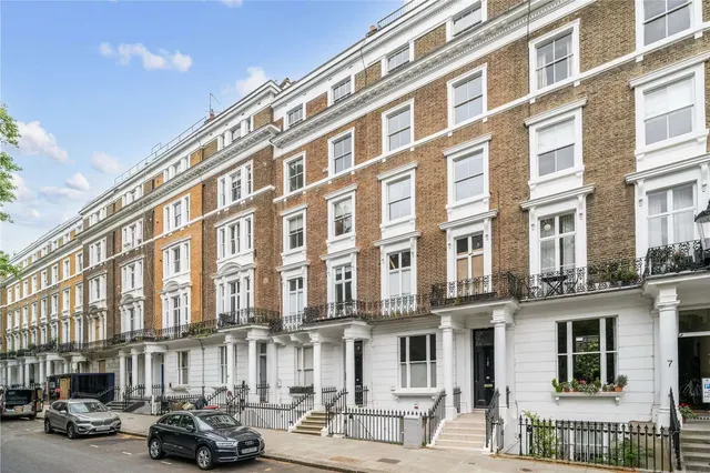 Ladbroke Square, London, W11 3LX, photo 1