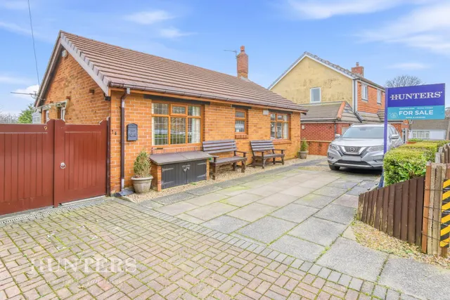 Henry Street, Smithy Bridge, OL15, photo 1