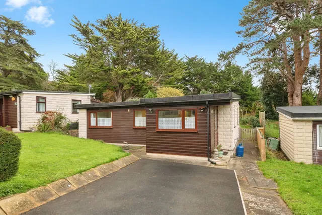 Cleeve Park, Chapel Cleeve, TA24, photo 1