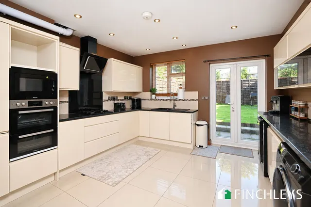 Hamilton Road, London, NW11, photo 3